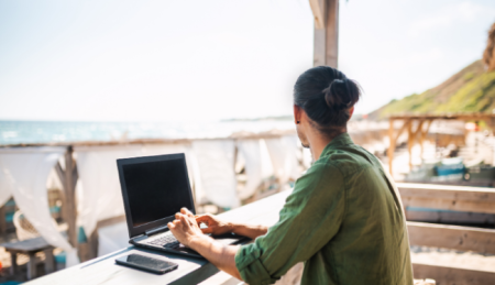 Yurt Dışında Çalışma ve Seyahat Etme: Dijital Göçebe Olmak İçin Gerekenler