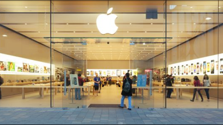 Apple Store Deneyimi: Online ve Fiziksel Mağazaların Avantajları